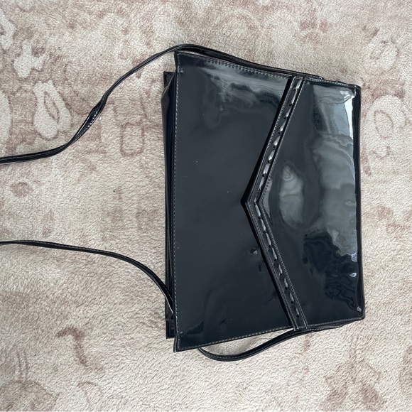 Chic Black Patent Leather Clutch - Picture 4 of 7